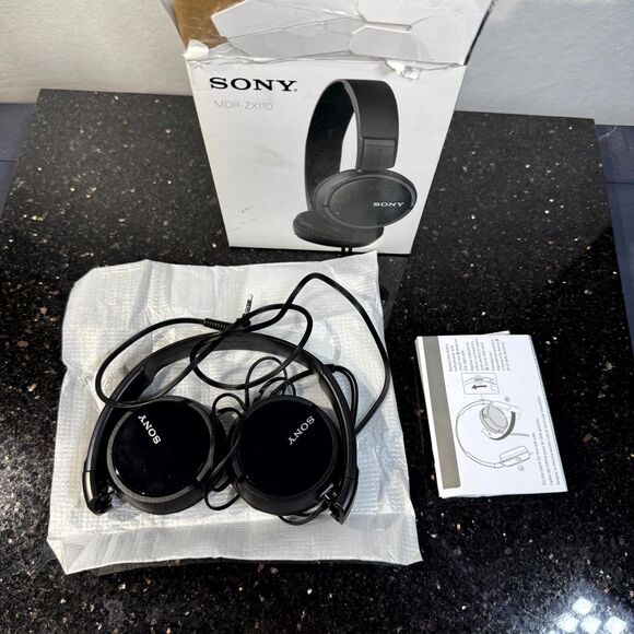 Sony MDR-ZX110 Stereo Over-Head‎ Headphones Compact Folding Black - Picture 5 of 5